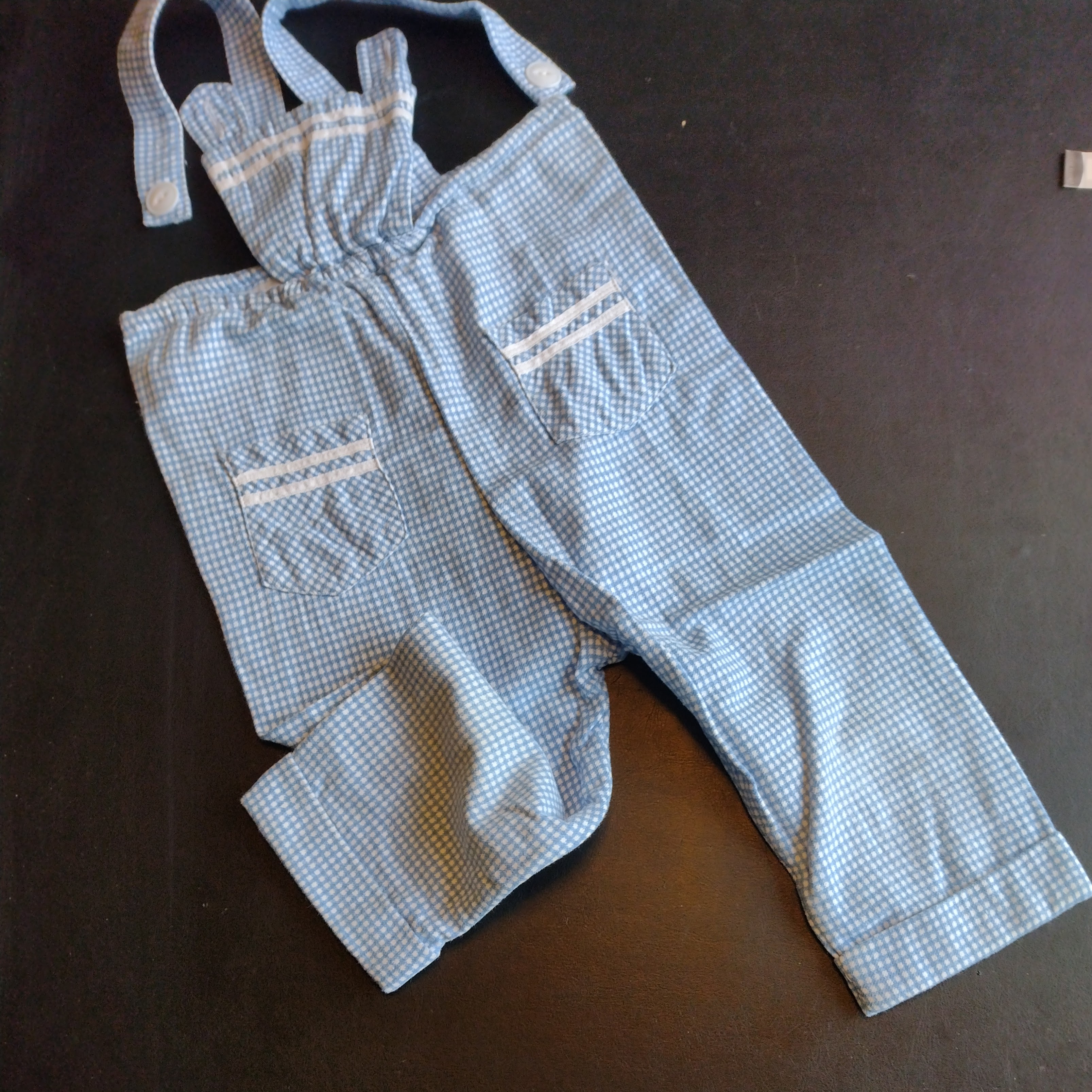 BT166 sommeroveralls lyseblåternede