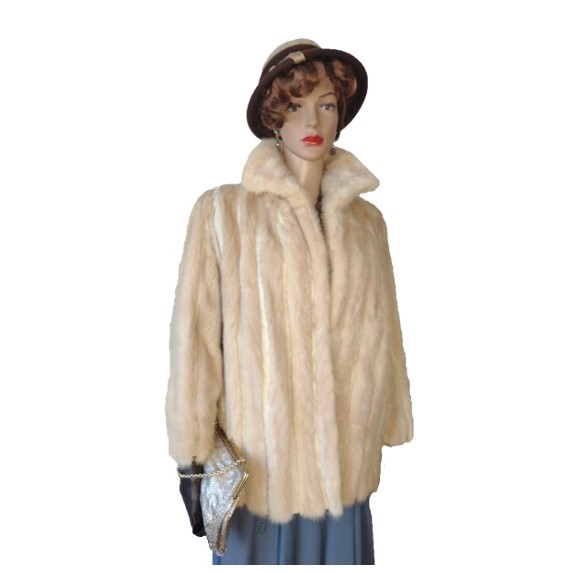 DO144 Mink Jakke